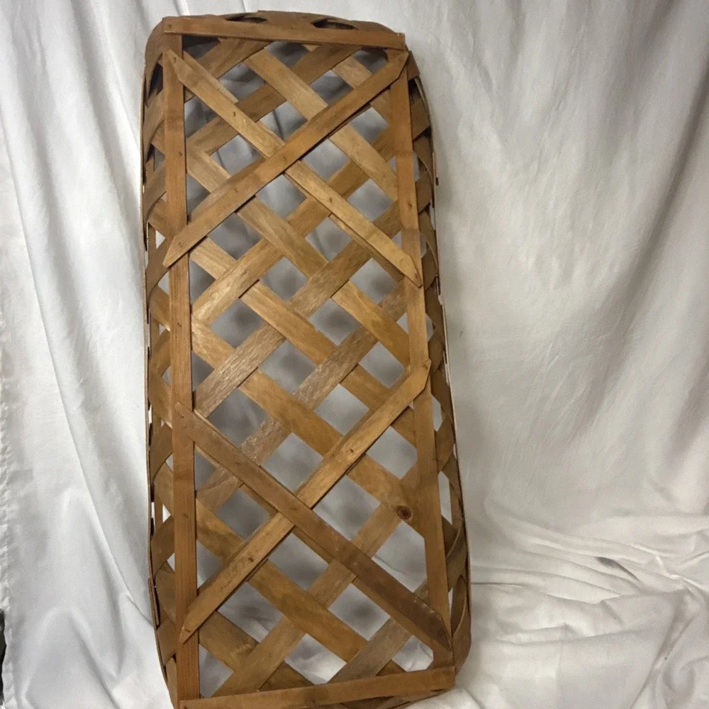 VTG Tobacco Rectangle BASKET  31
